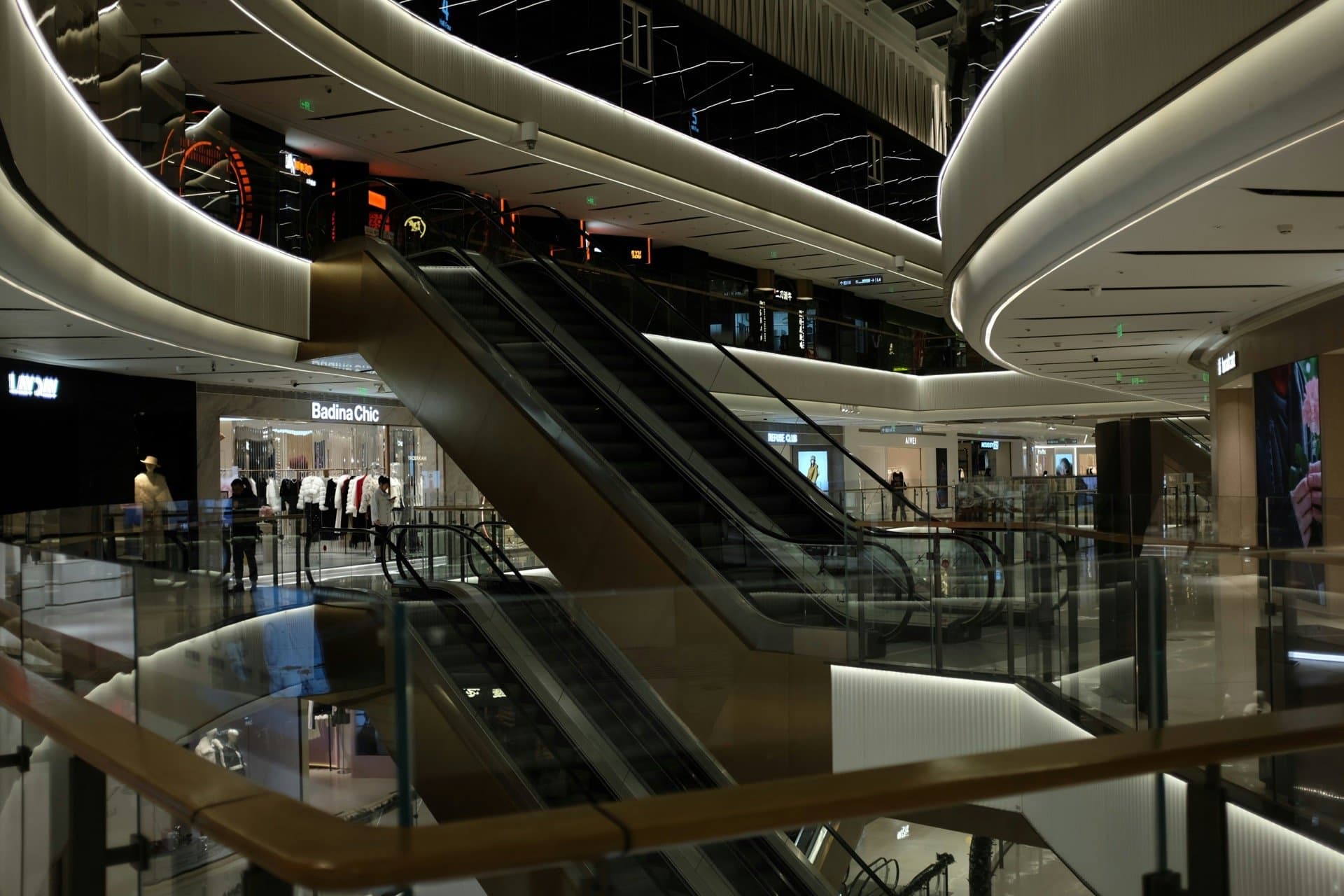 Omni-Channel Furniture Retail POS